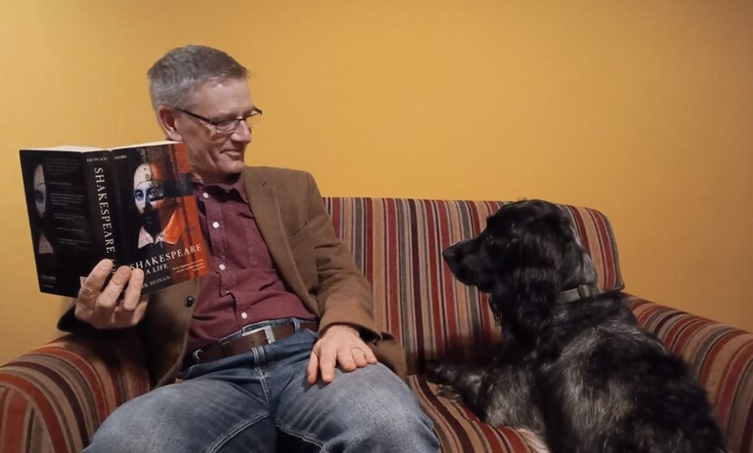 ENGLISH TEACHER PUBLISHED IN 'HERO AND LEANDER AND SHAKESPEARE’S RIVAL POET SONNETS'