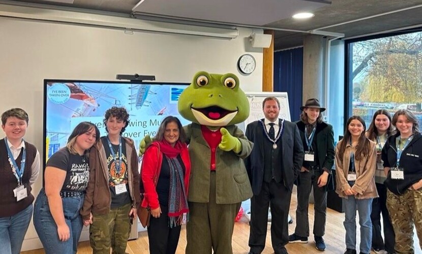 STUDENTS TAKE OVER ROLES WITHIN LOCAL MUSEUM