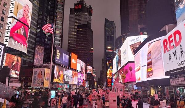 Henley College Law Students Enjoy Dynamic Learning Trip to New York